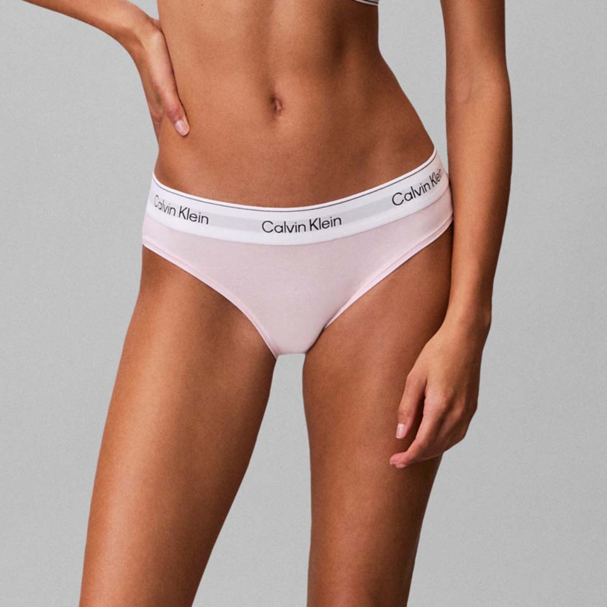 Calvin Klein Icon tai trusse, lyserød - LV00QF8520 - 8Z6 - Cradle Pink