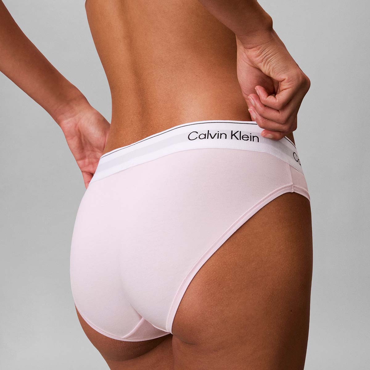 Calvin Klein Icon tai trusse, lyserød - LV00QF8520 - 8Z6 - Cradle Pink