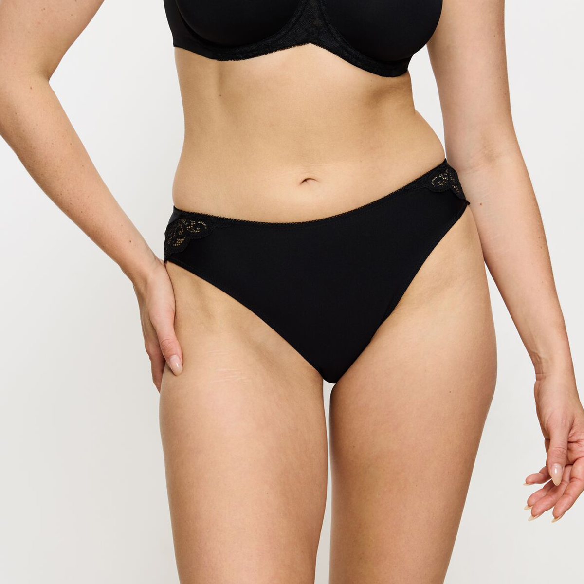 Triumph Amourette - Black - 10210688-0004