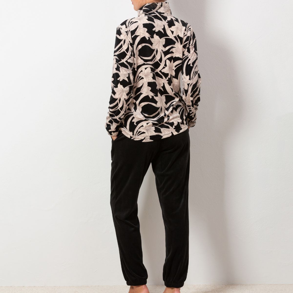 Trofé Lily homewear, sort - 56202 - 1200 - Black