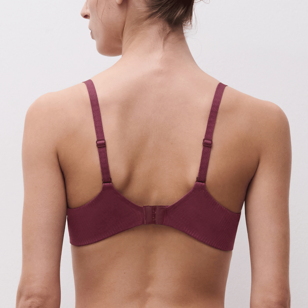 Chantelle Legend plunge BH, rød - C15YNA - B02 - Sienna/Guava