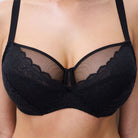 Chantelle EasyFeel Floral Touch BH med bøjle, sort - C94210 - 011 - Black