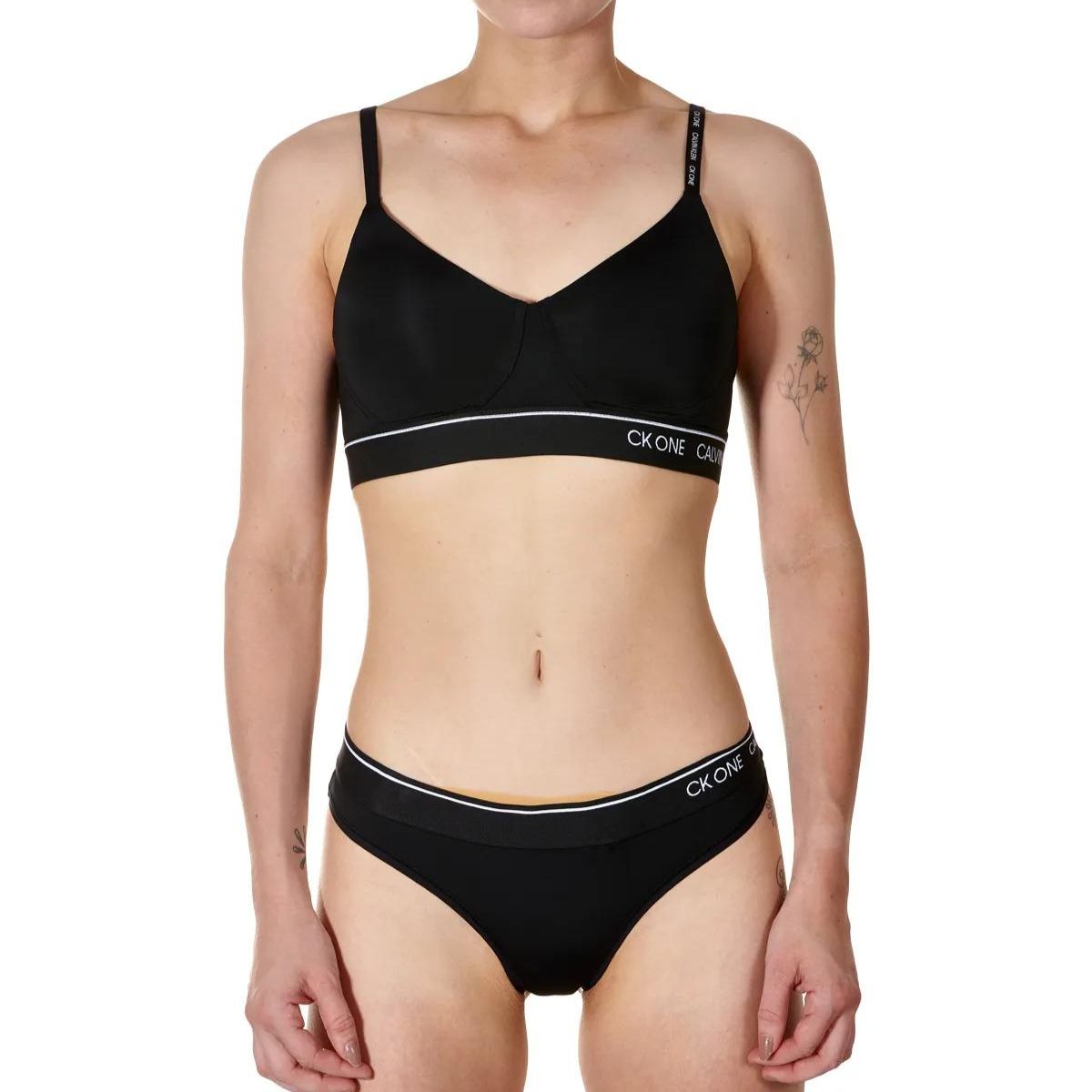 Calvin klein  - Black - F5743E-001