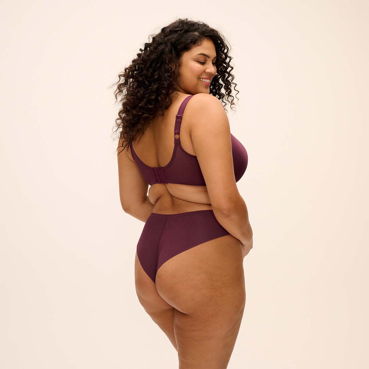 Elomi Smooth BH med bøjle, lilla - EL4301 - FIG - Fig