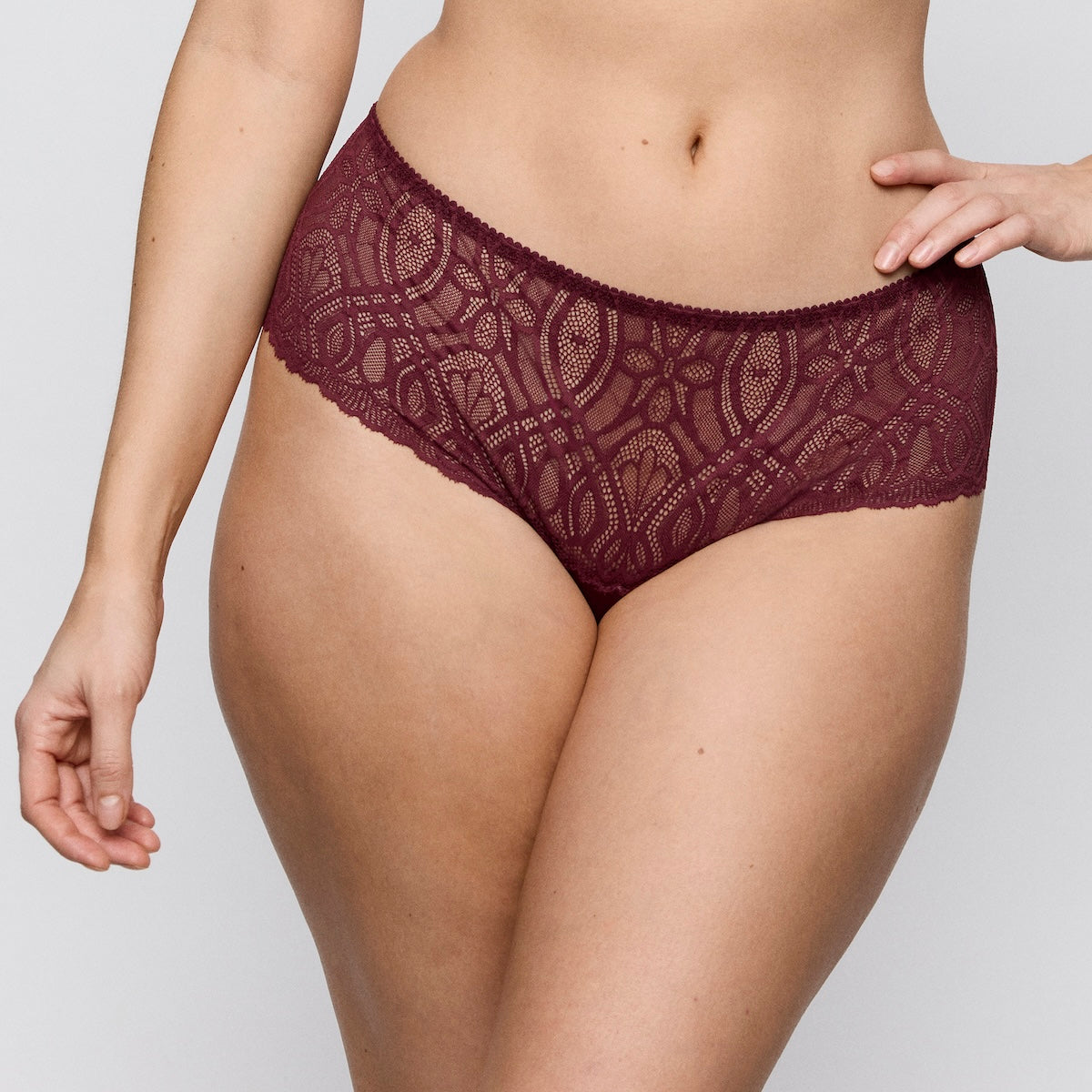 PrimaDonna Salerno g-streng, rød - 0663531 - EVR - Evening Red